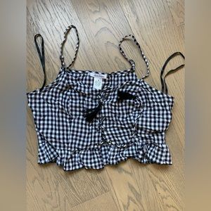 Gingham tank top with front ties